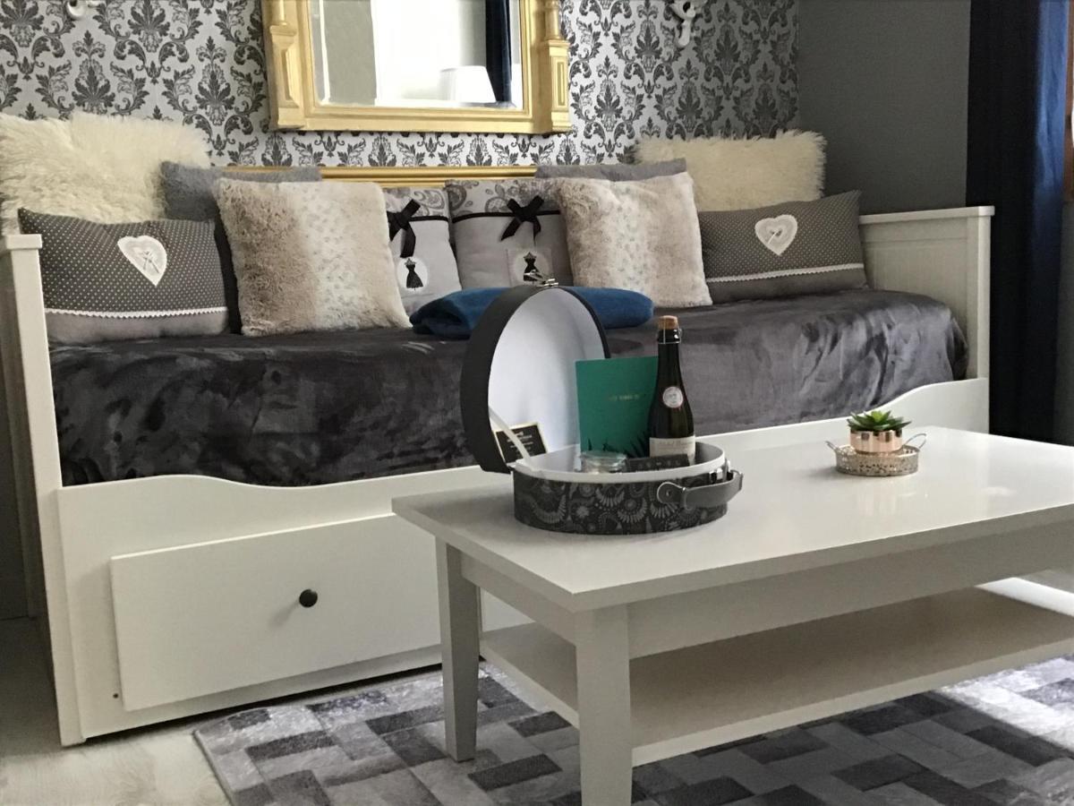 Appartement Medicis Avec Garage Honfleur Exteriér fotografie