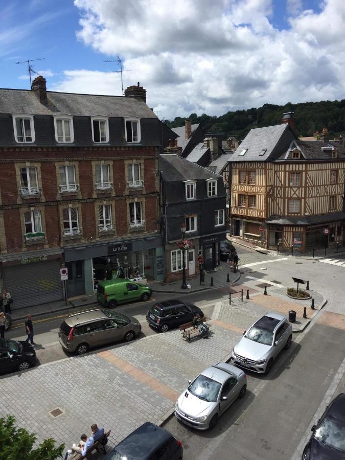 Appartement Medicis Avec Garage Honfleur Exteriér fotografie